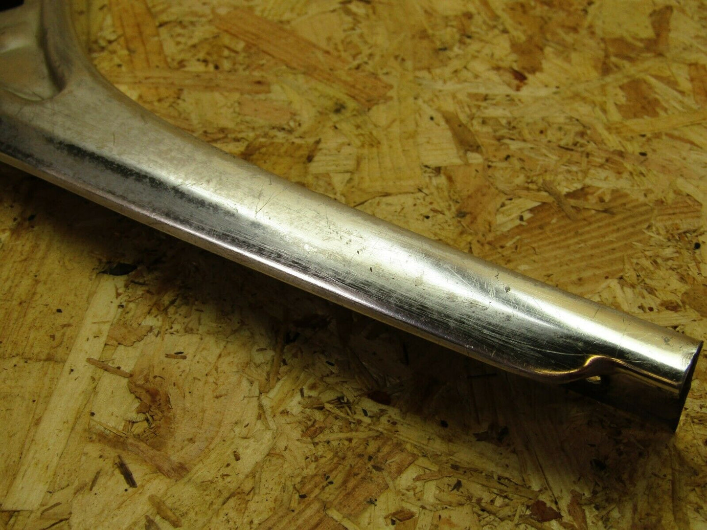 2167 Mercedes-Benz W116 350SE Front Right A Pillar Chrome Moulding Trim