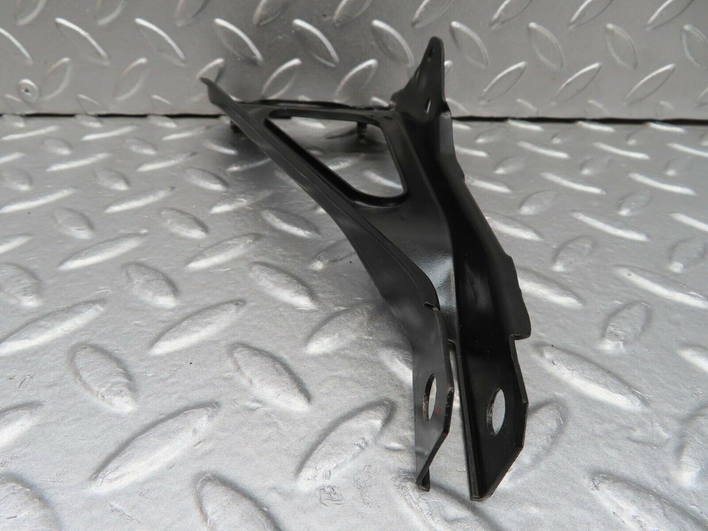 14760 Mercedes-Benz W201 190E Steering Column Bracket