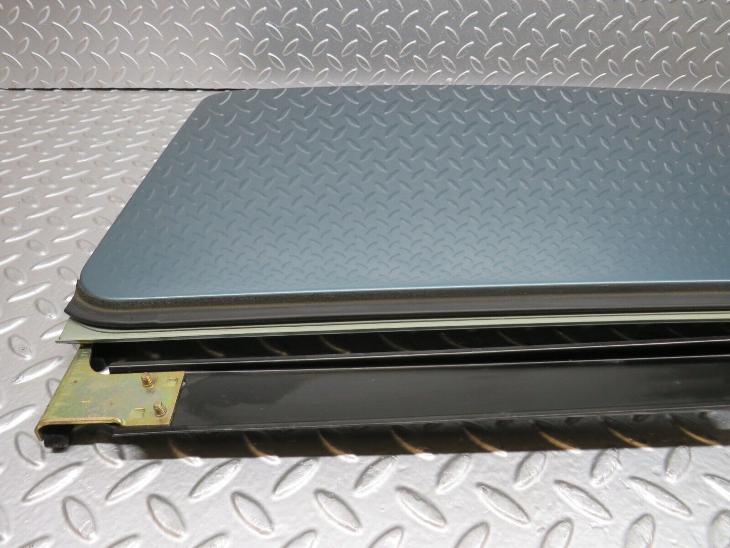 30797 Mercedes-Benz W201 190E Sunroof Panel