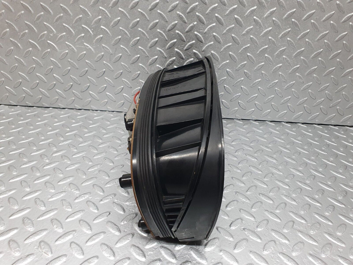 43103 Mercedes-Benz C107 450SLC Coupe Instrument Cluster 87001021 1075423701