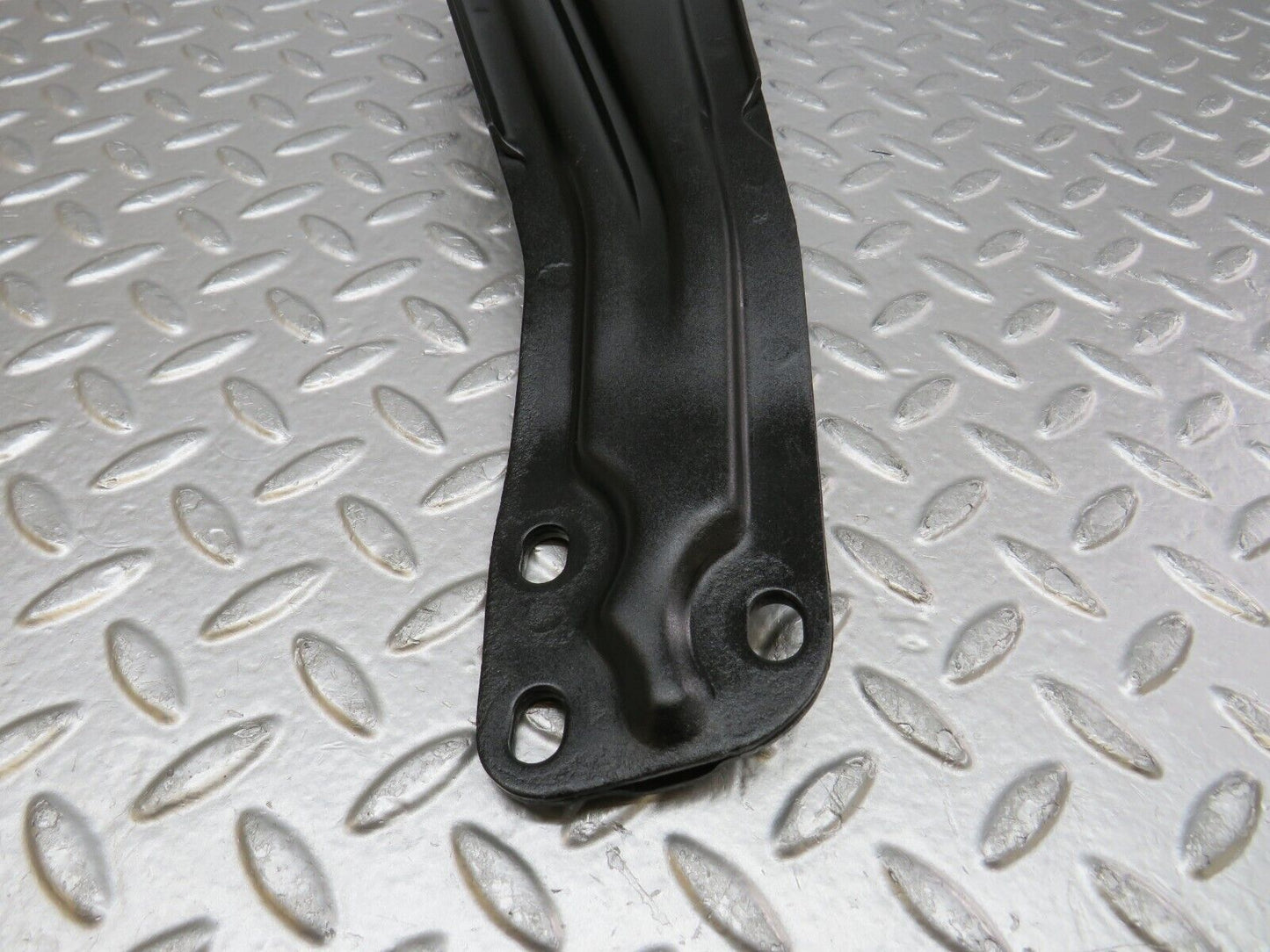 34650 Mercedes-Benz C126 380SEC Coupe Gearbox Mount Bracket