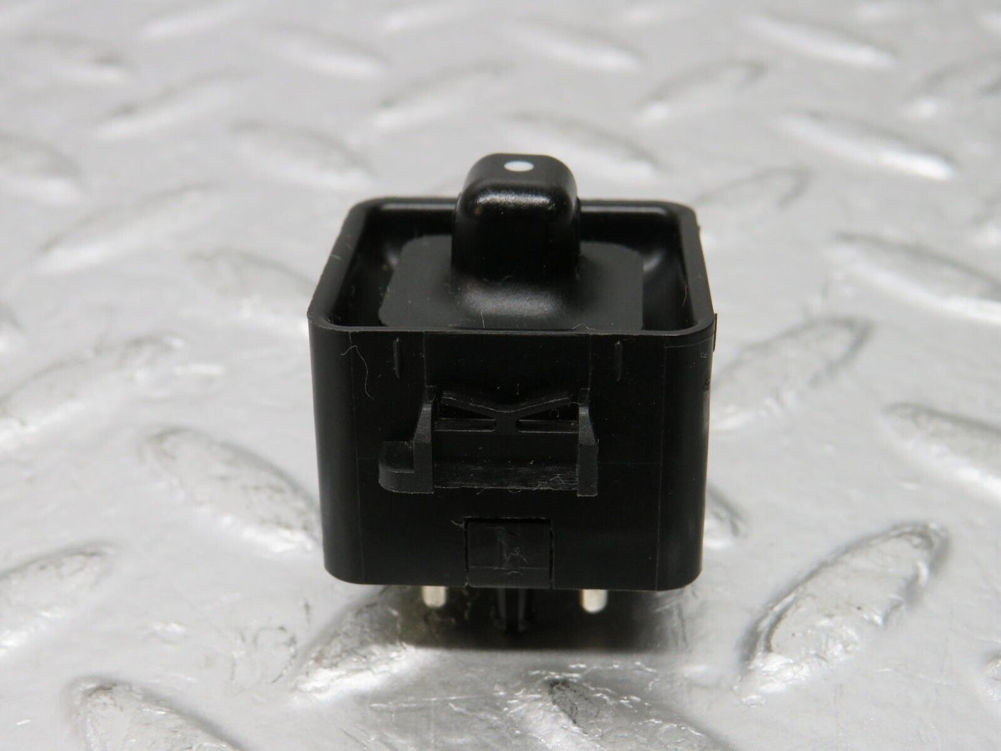 29530 Mercedes-Benz W124 230E Electric Mirror Adjust Switch 1248201810