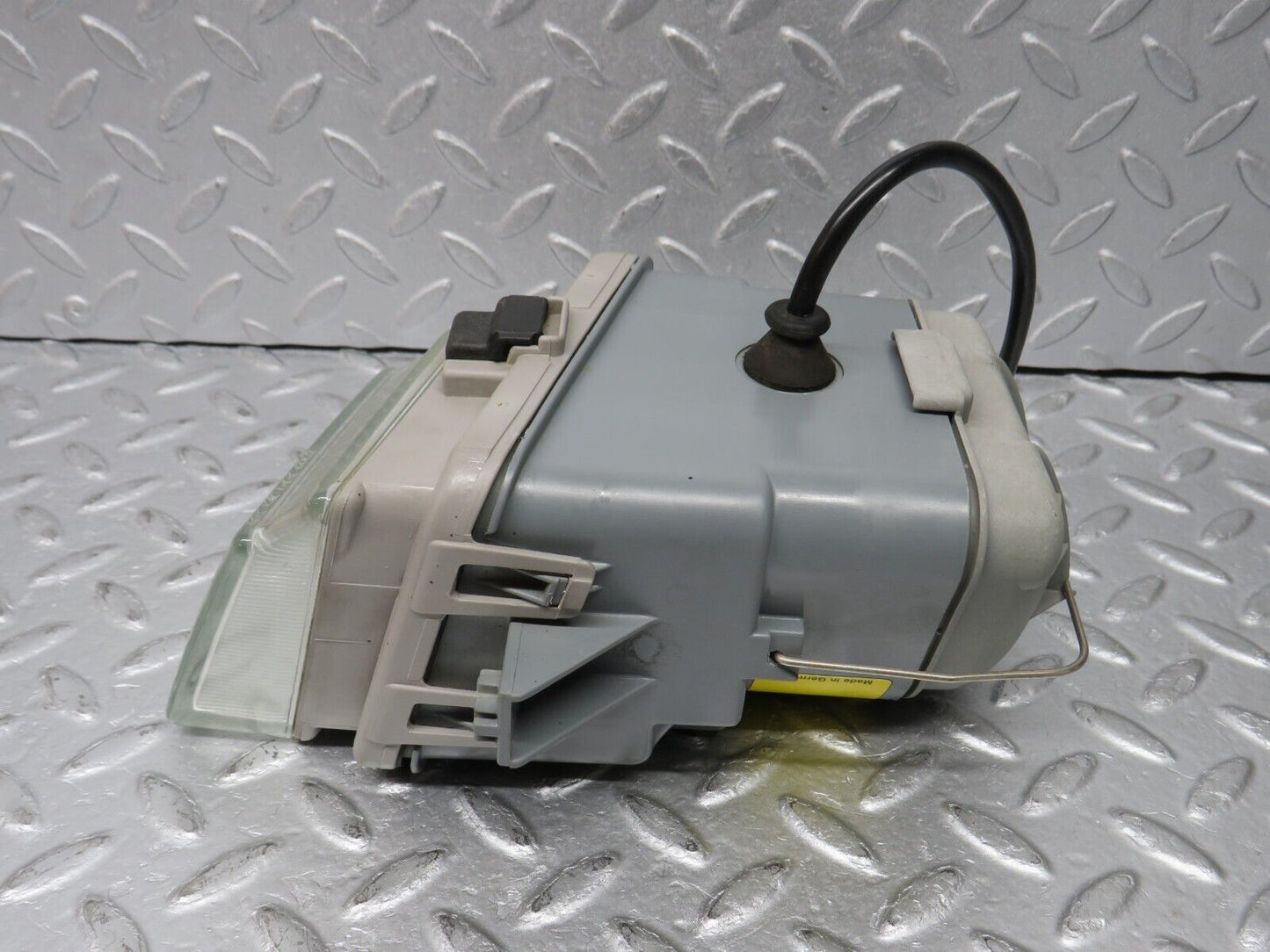38465 Mercedes-Benz R129 280SL Coupe Front Left Fog Light Bosch 0305120001 1298200156 1305621245