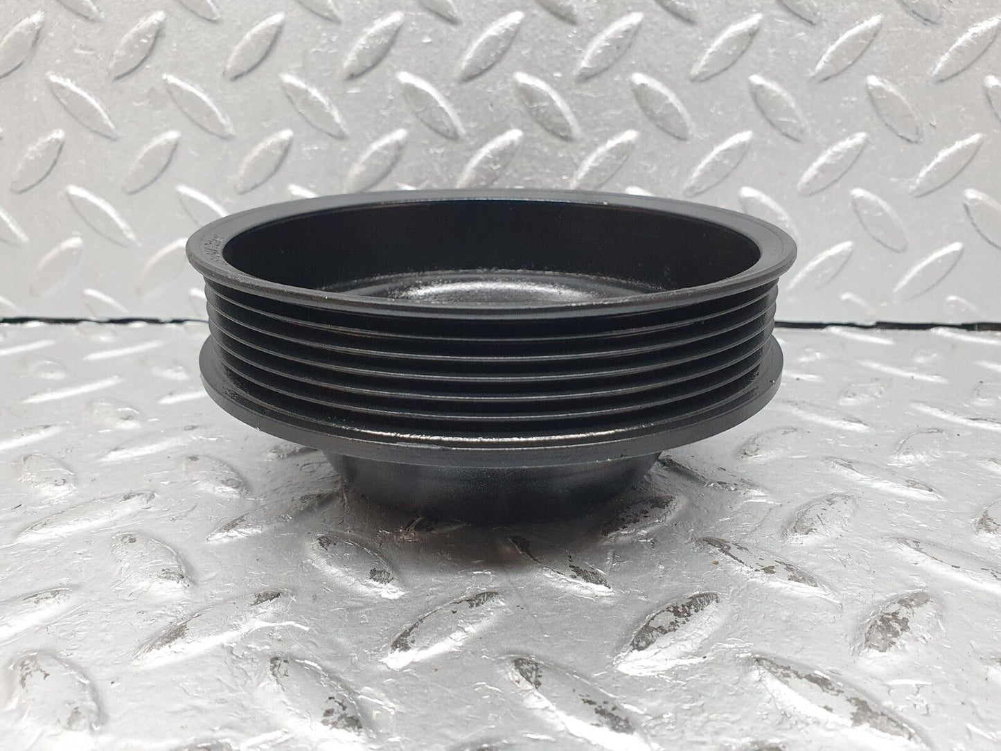 41164 Mercedes-Benz W126 300SE Water Pump Pulley 1264600379