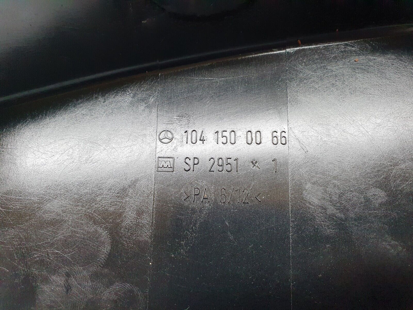 42352 Mercedes-Benz R129 320SL Coupe Engine Cover 1041500066