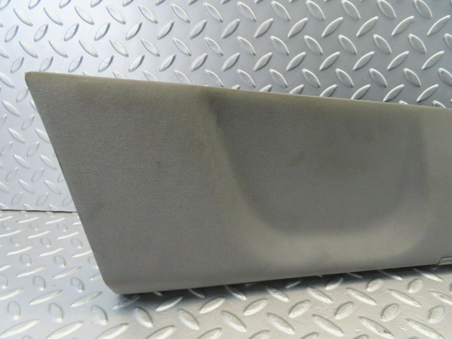11162 Mercedes-Benz W221 S320 B Pillar Trim Cover Right Side 2216900425