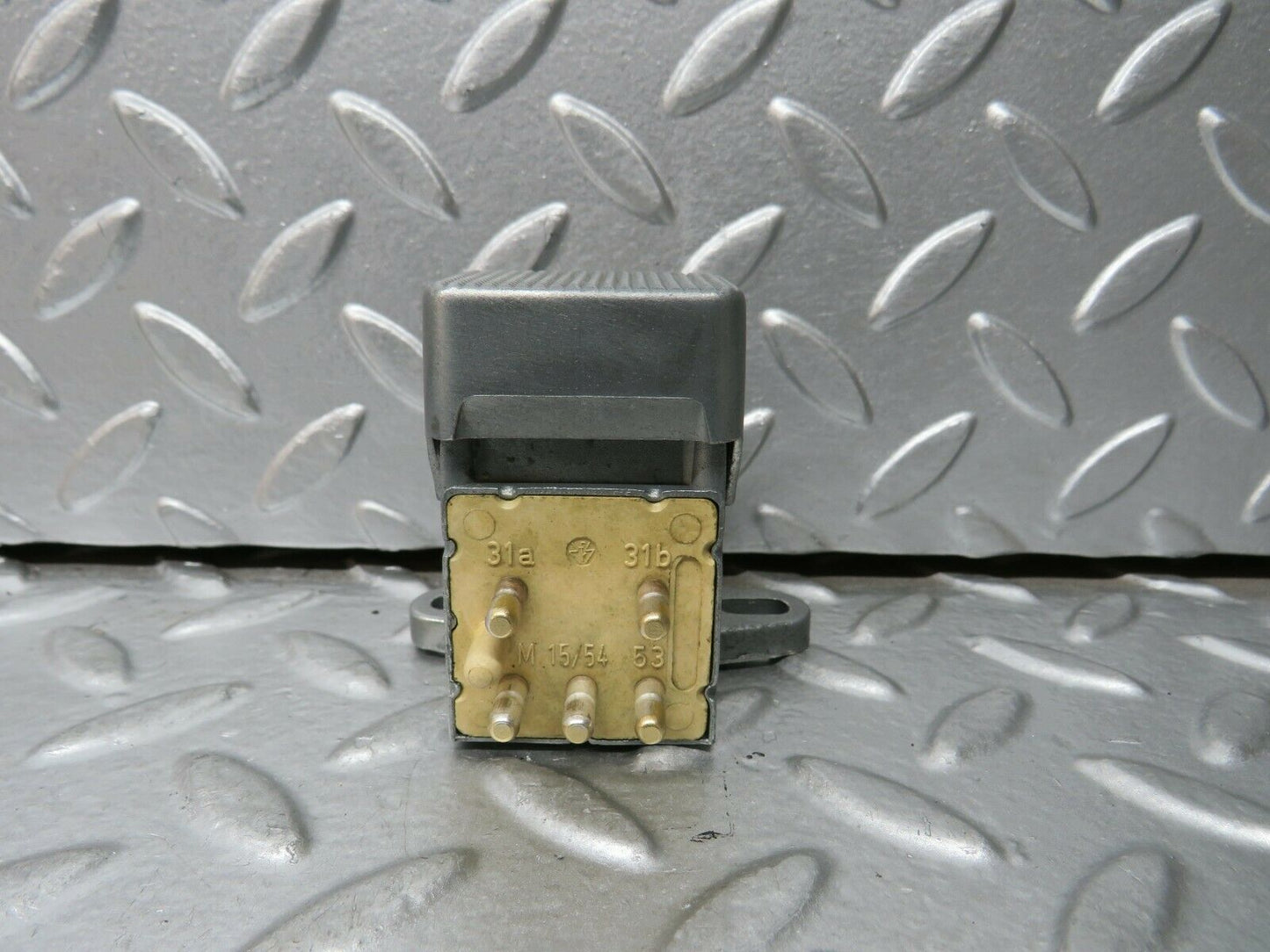23541 Mercedes-Benz W114 280E Windscreen Washer Switch