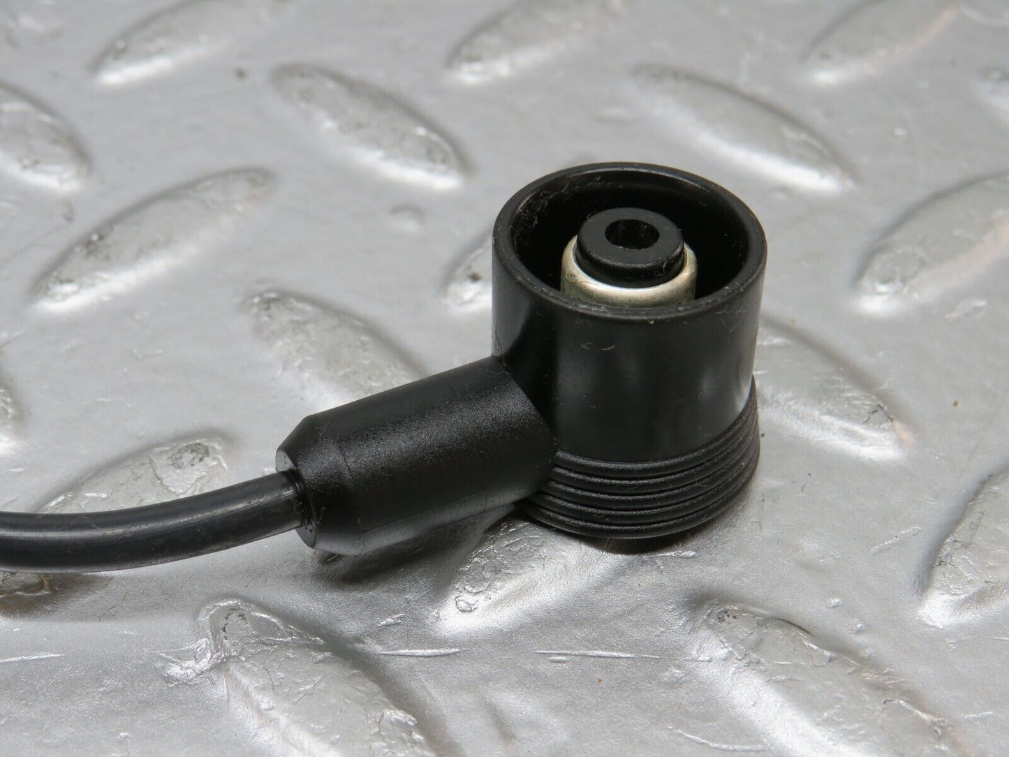 33509 Mercedes-Benz W202 C180 Crankshaft Position Sensor 0155452828 0031535028