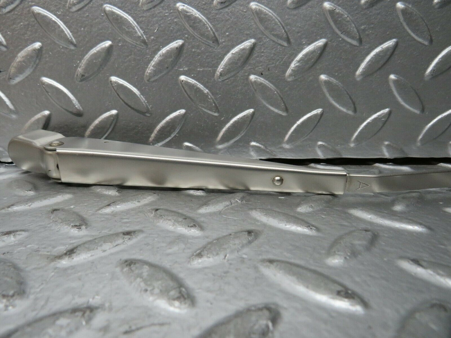 23792 Mercedes-Benz C107 450SLC Coupe Wiper Arm Right Side