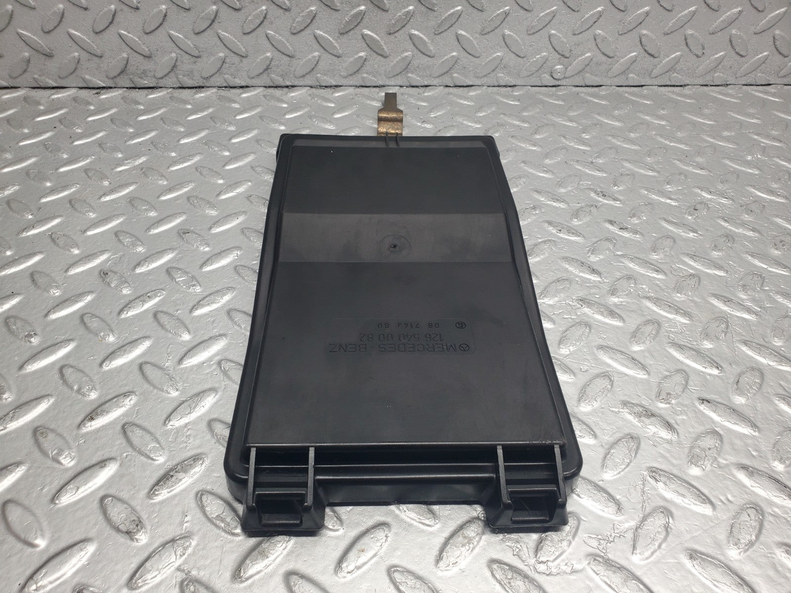47077090