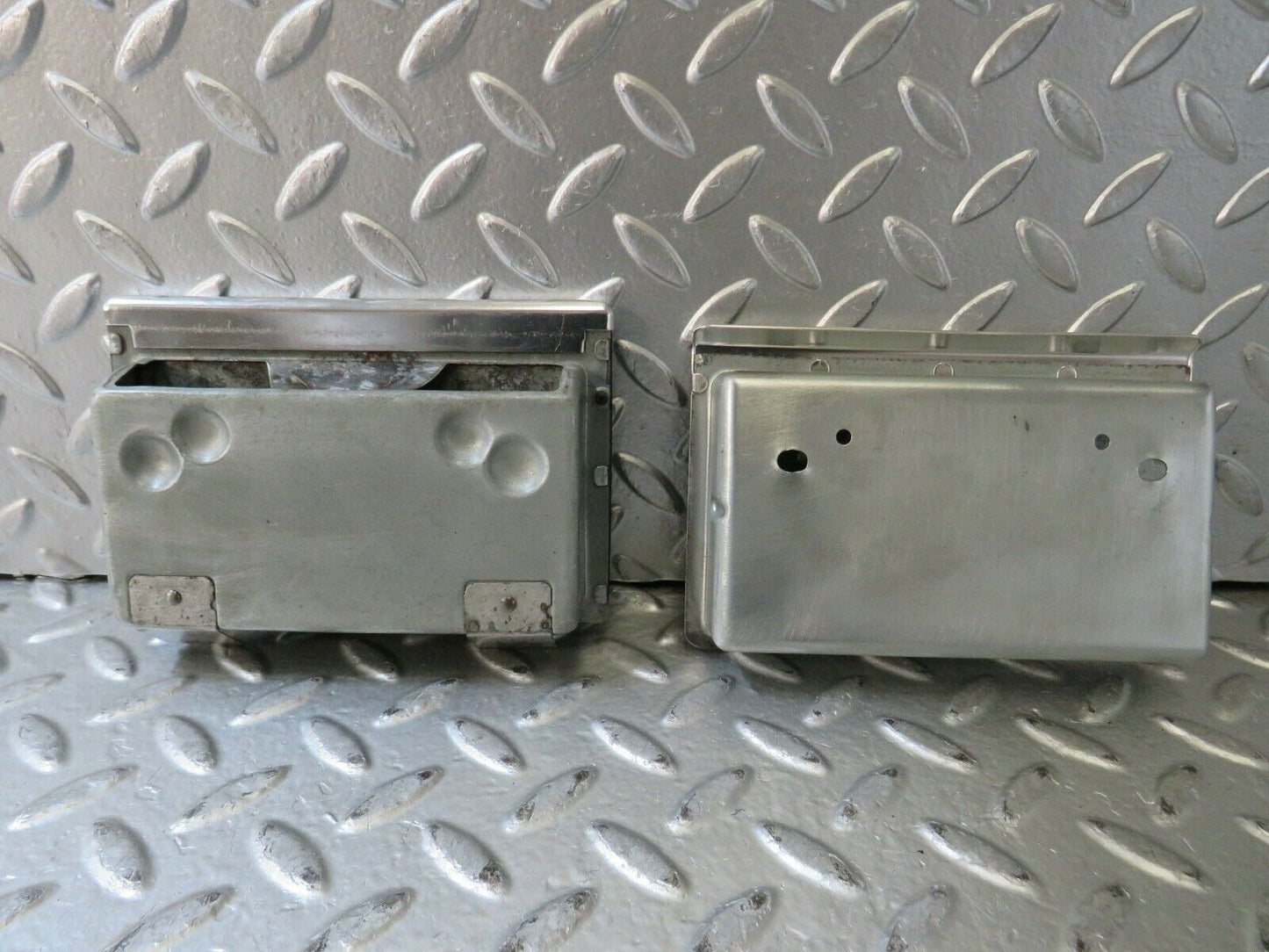 23199 Mercedes-Benz W116 350SE Rear Door Ashtray Blue