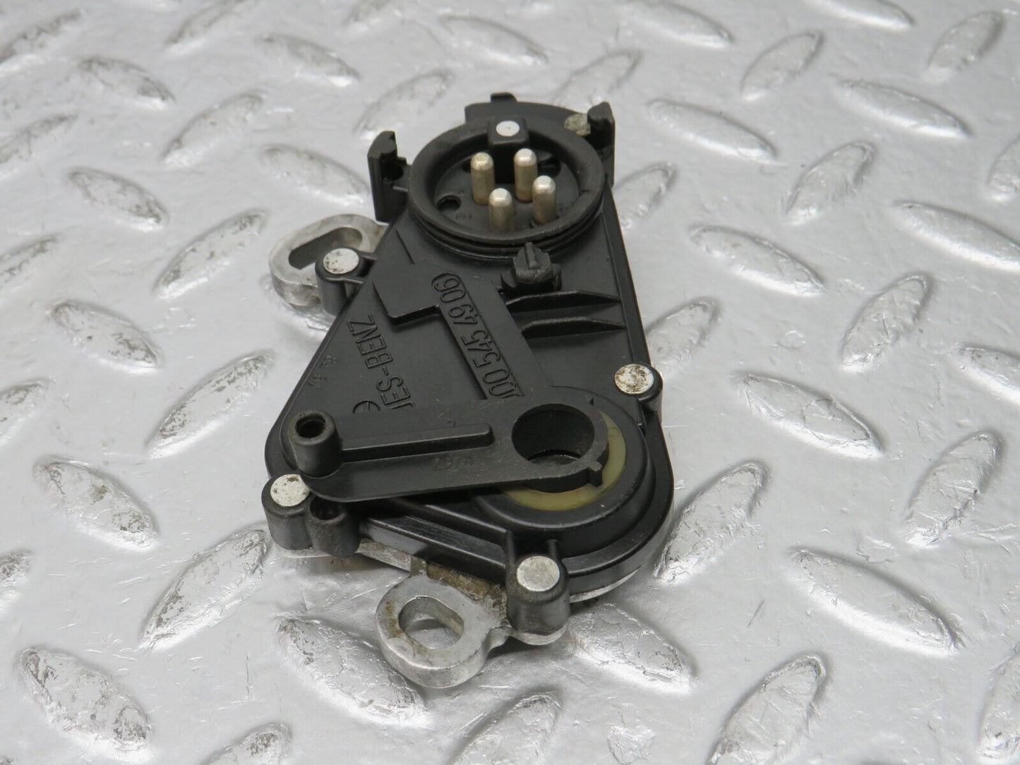 32700 Mercedes-Benz S124 300TE Wagon Reverse Light Switch 0005454906 04854300