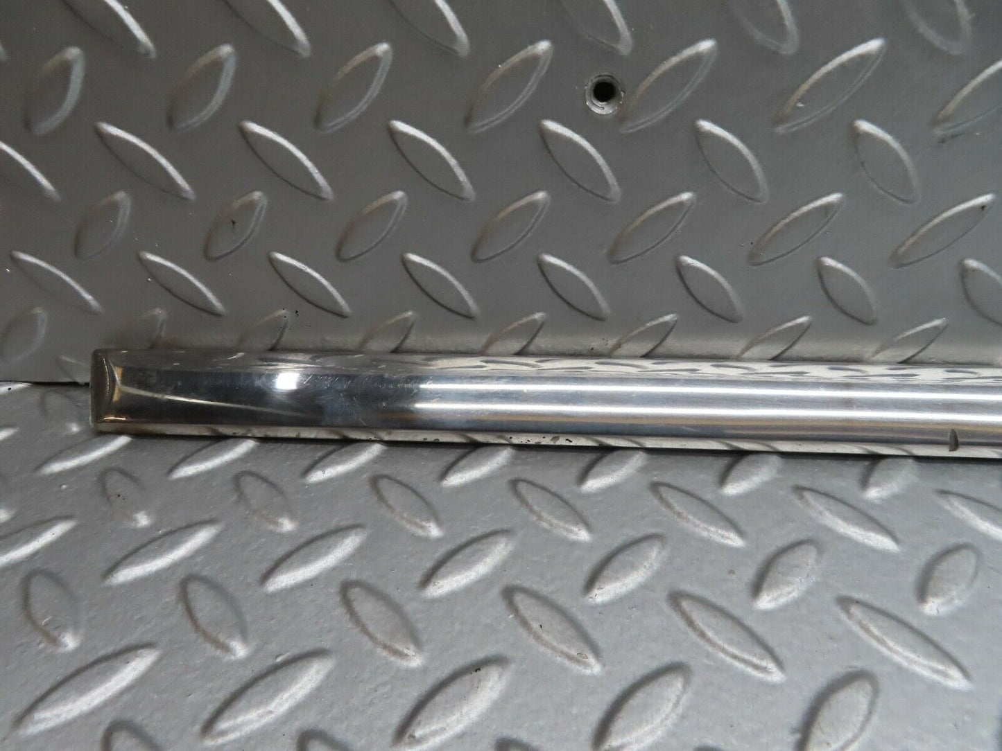 20544 Mercedes-Benz R107 450SL Right Skirt Chrome Trim Strip