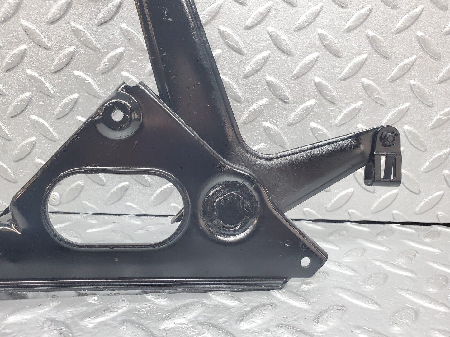 44310 Mercedes-Benz W123 280E Handbrake Regulator
