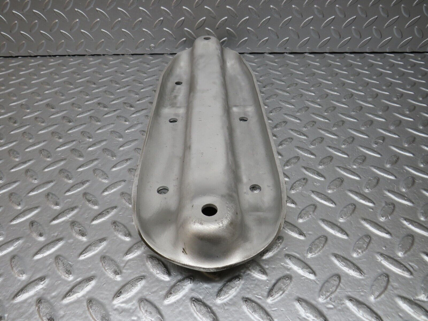 30205 Mercedes-Benz W220 S430 Rear Differential Bracket