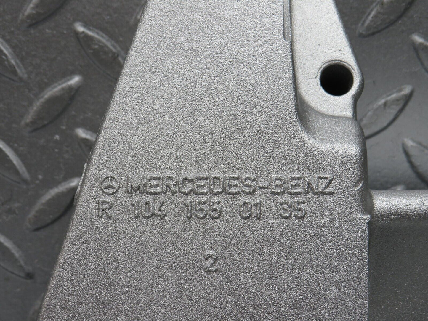 38134 Mercedes-Benz A124 320E Cabriolet Alternator Generator Bracket 1041550135