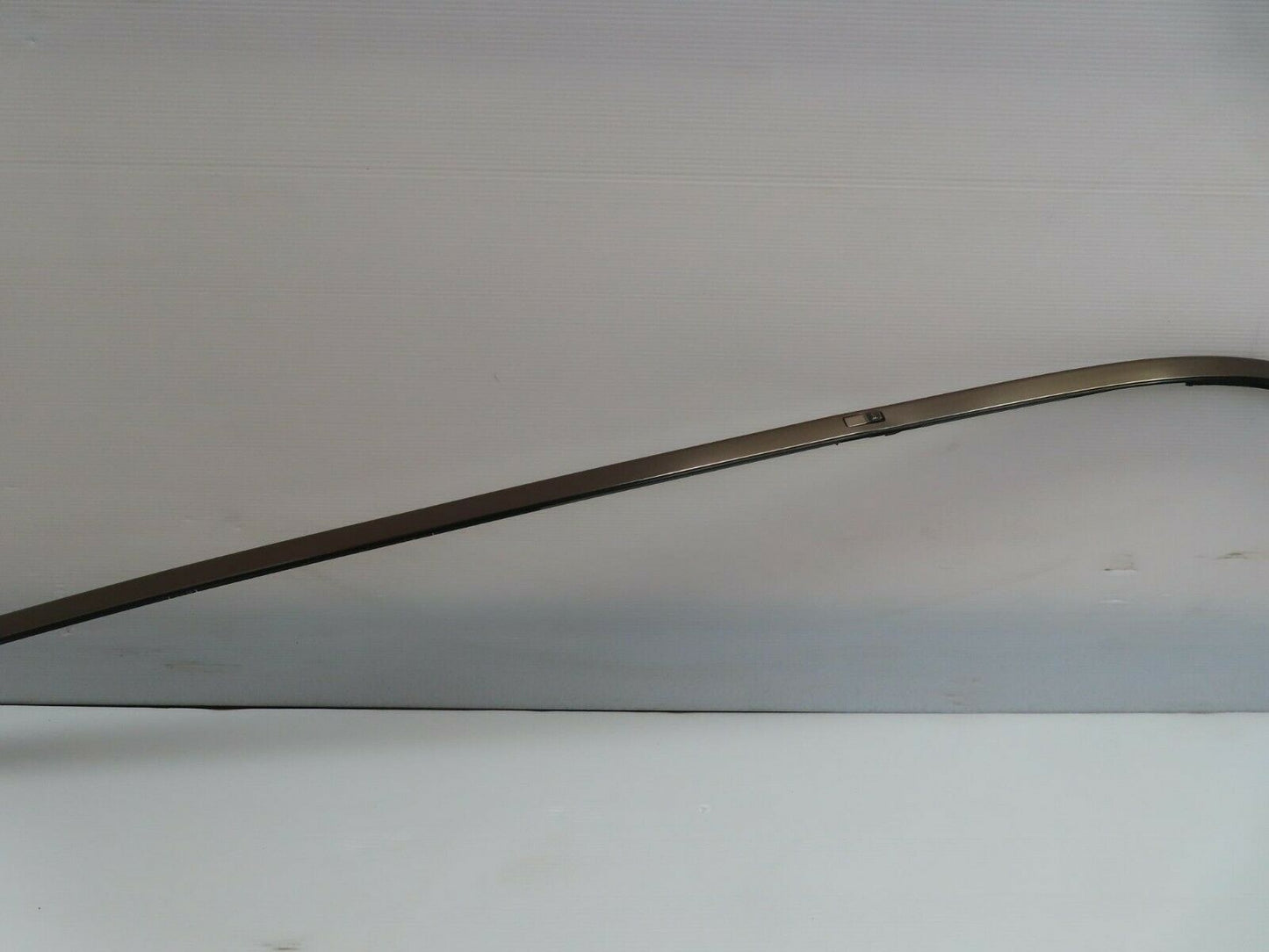 9540 Mercedes-Benz C124 300CE Coupe Roof Chrome Right Side