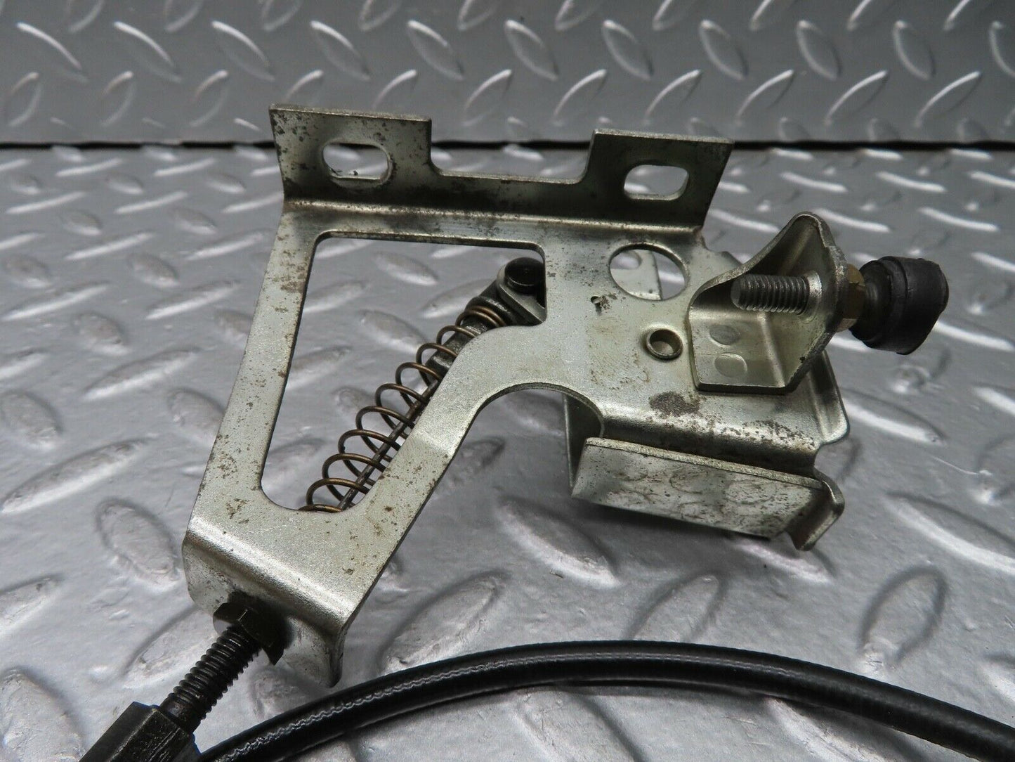 20745 Mercedes-Benz R107 450SL Coupe Soft Top Lock Mechanism With Cable Right Side