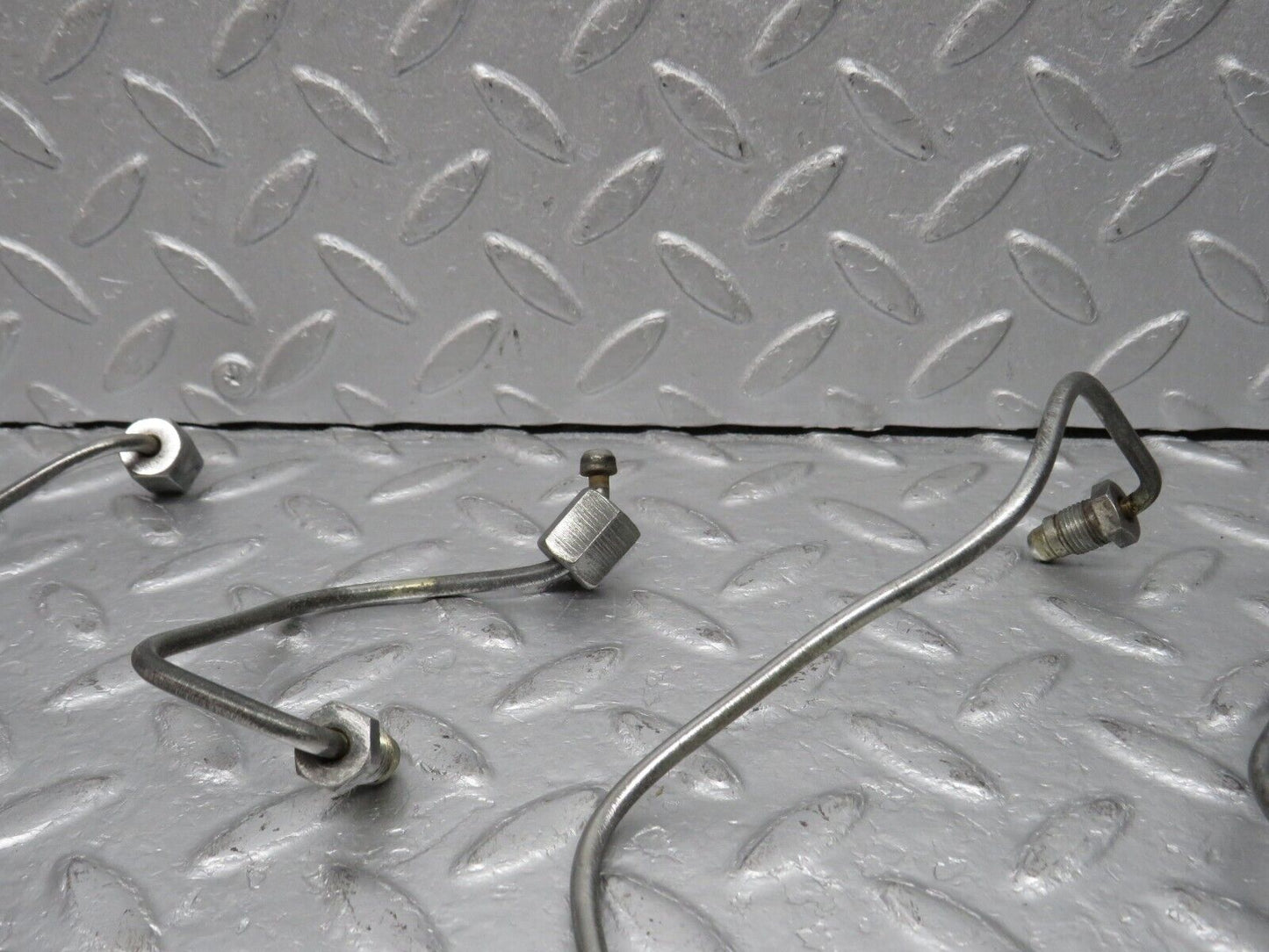 38877 Mercedes-Benz W201 190E 2.6L Fuel Line Pipe Set