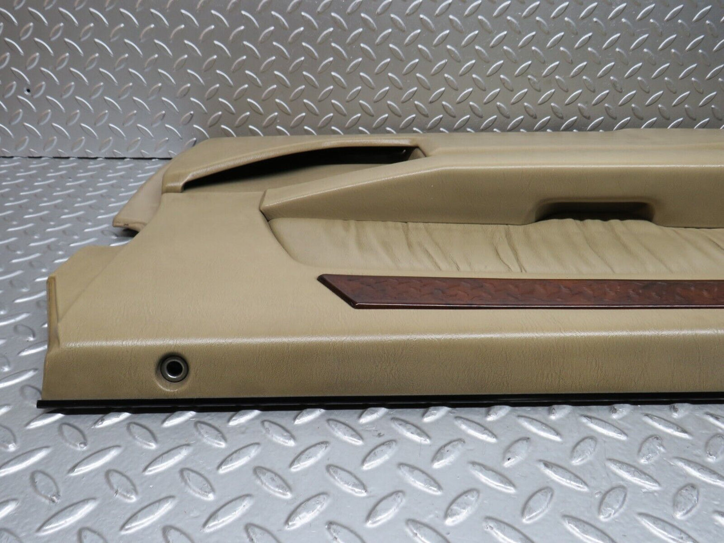 28944 Mercedes-Benz C124 320CE Front Right Door Card Beige 1247273270