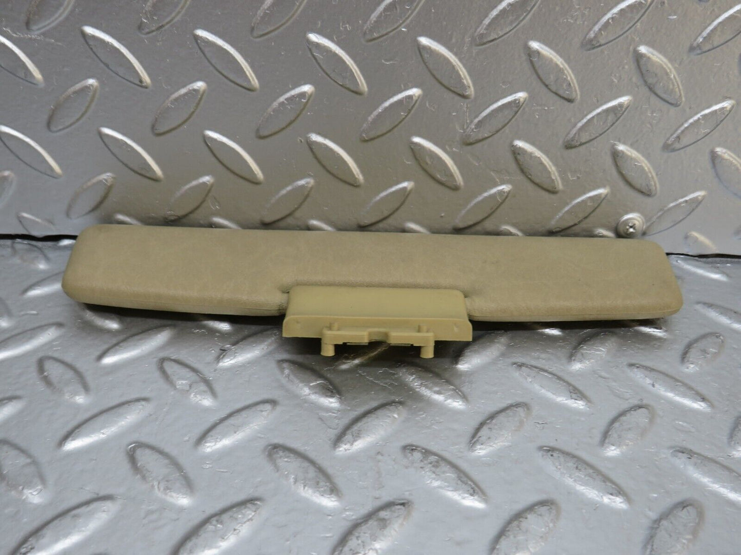 29317 Mercedes-Benz W124 230E Sun Visor Middle Beige