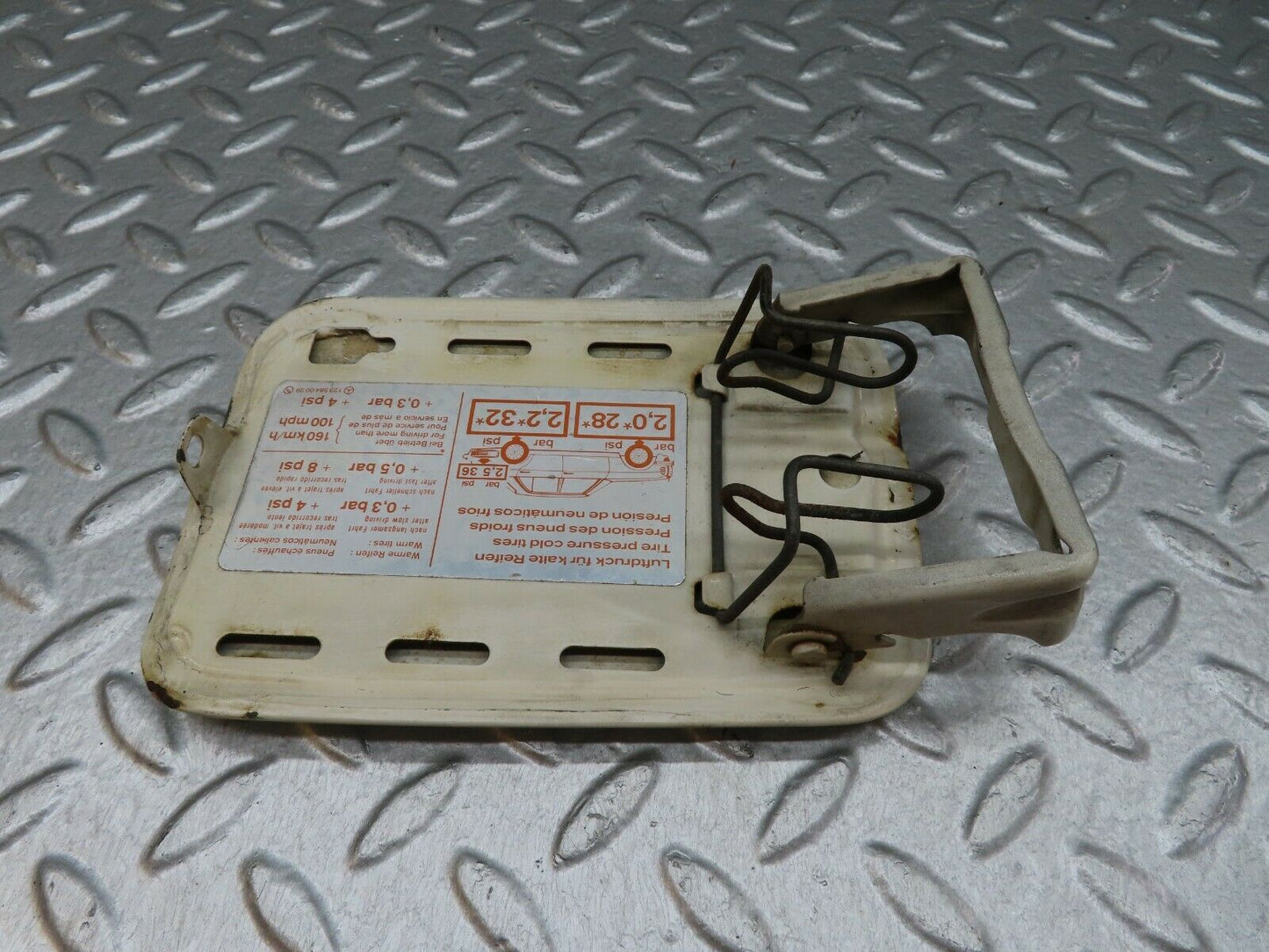 18052 Mercedes-Benz W123 200 Fuel Tank Flap Cap 1235840039