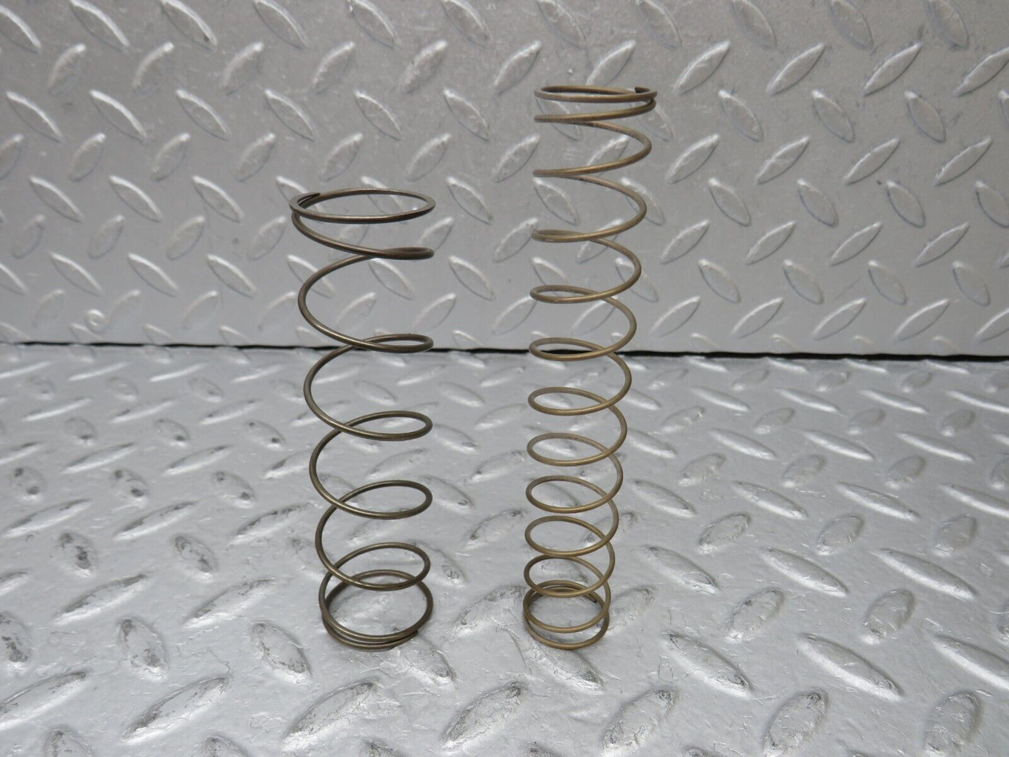 36438 Mercedes-Benz R107 450SL Automatic Gearbox Piston Spring Set