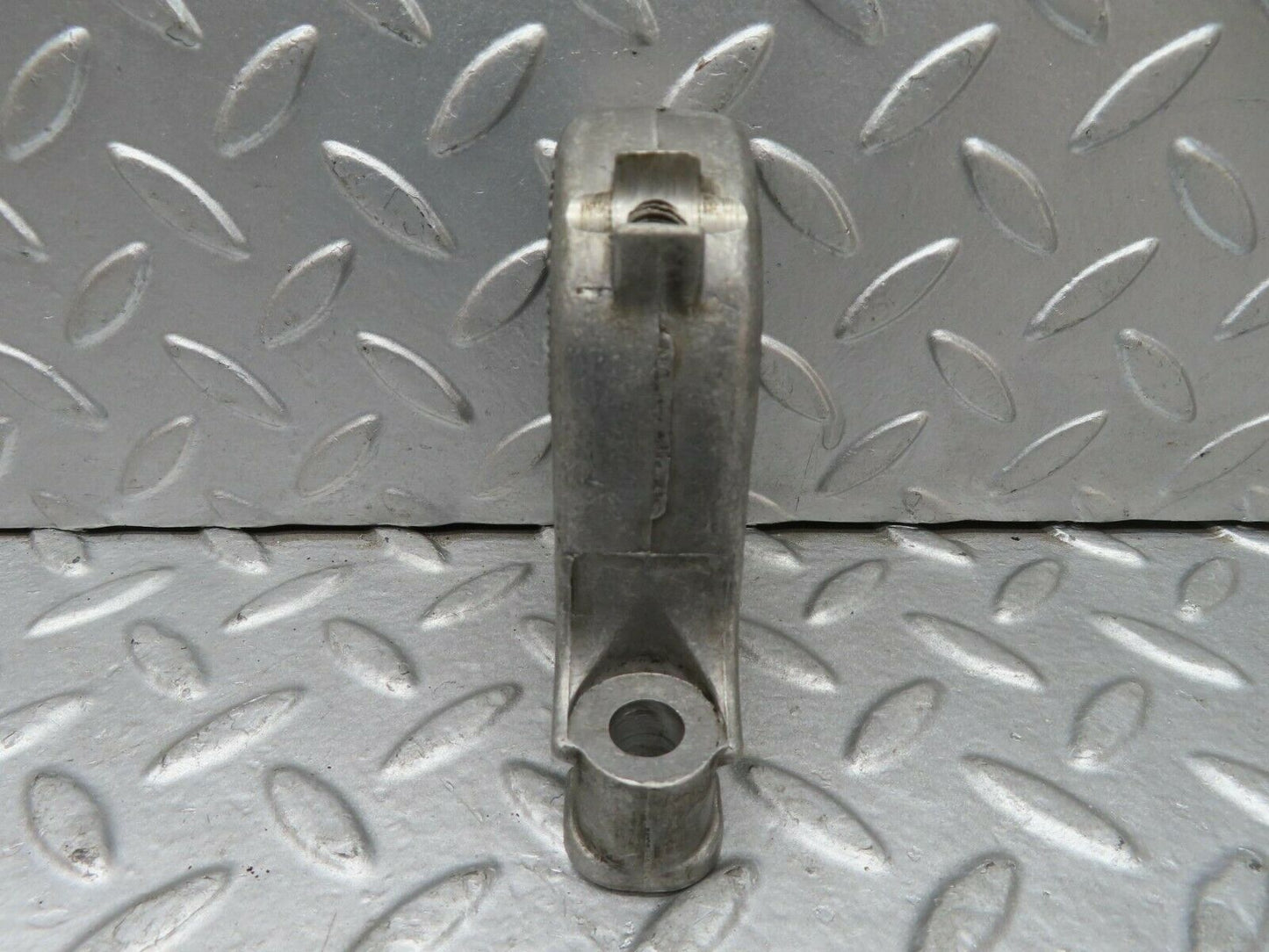 15648 Mercedes-Benz R107 450SL Camshaft Tower Bearing 1160514312