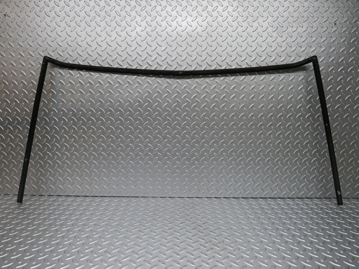 31867 Mercedes-Benz W201 190LE Rear Windscreen Frame