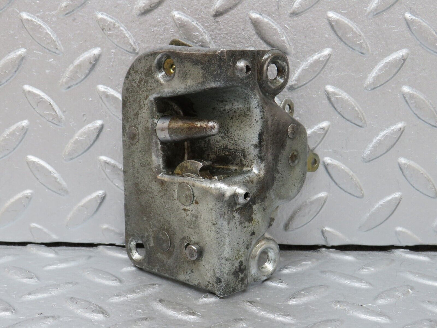 35737 Mercedes-Benz W108 Rear Left Door Lock Mechanism