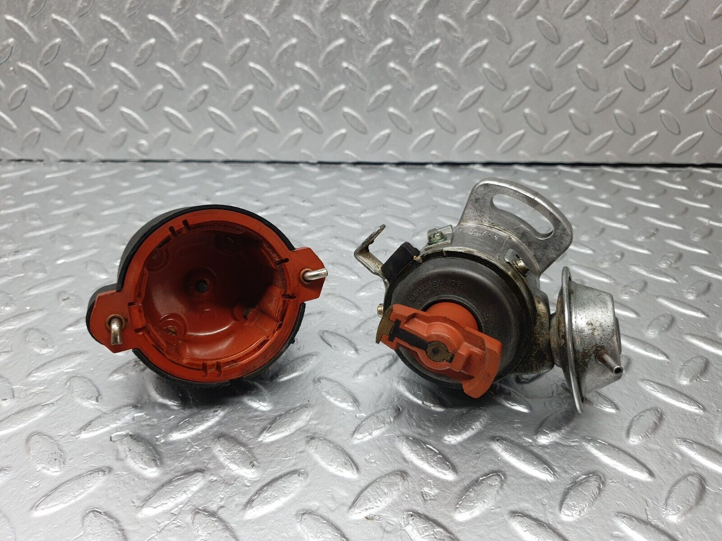 42721 Mercedes-Benz W201 190 Ignition Distributor Bosch 0031581901 0237002084