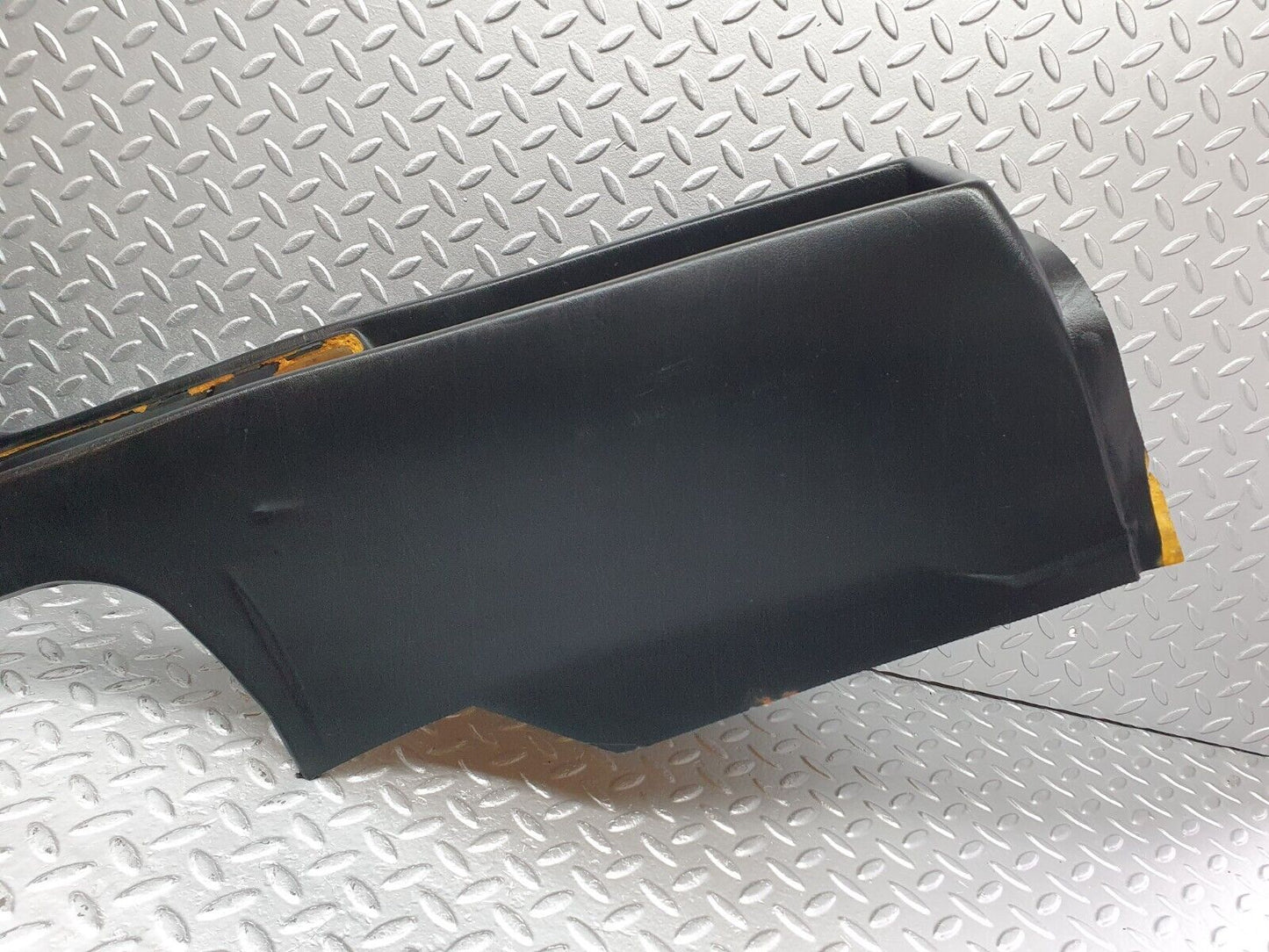 40812 Mercedes-Benz W123 300D Centre Console Black