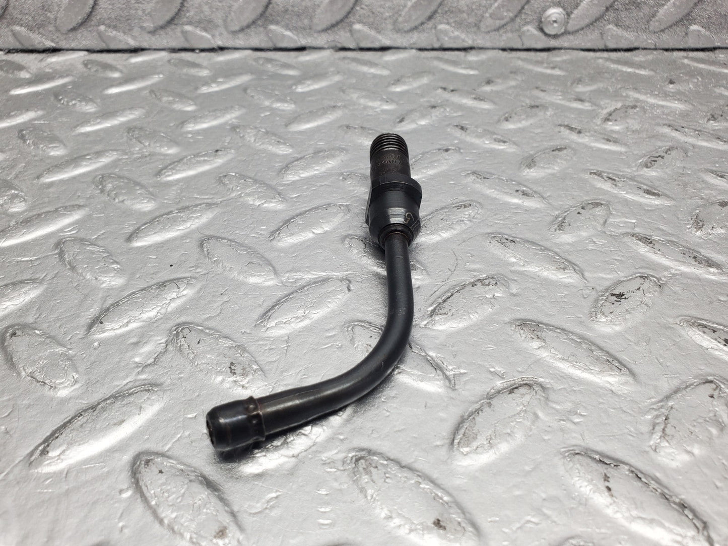 W112 fuel injector used OEM
