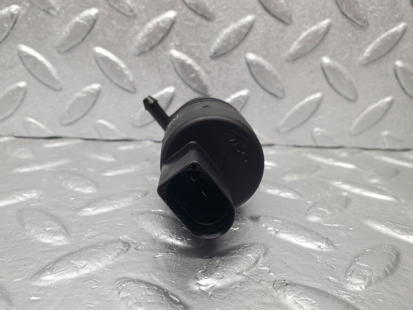 46830 Mercedes-Benz R129 320SL Coupe Windscreen Washer Pump