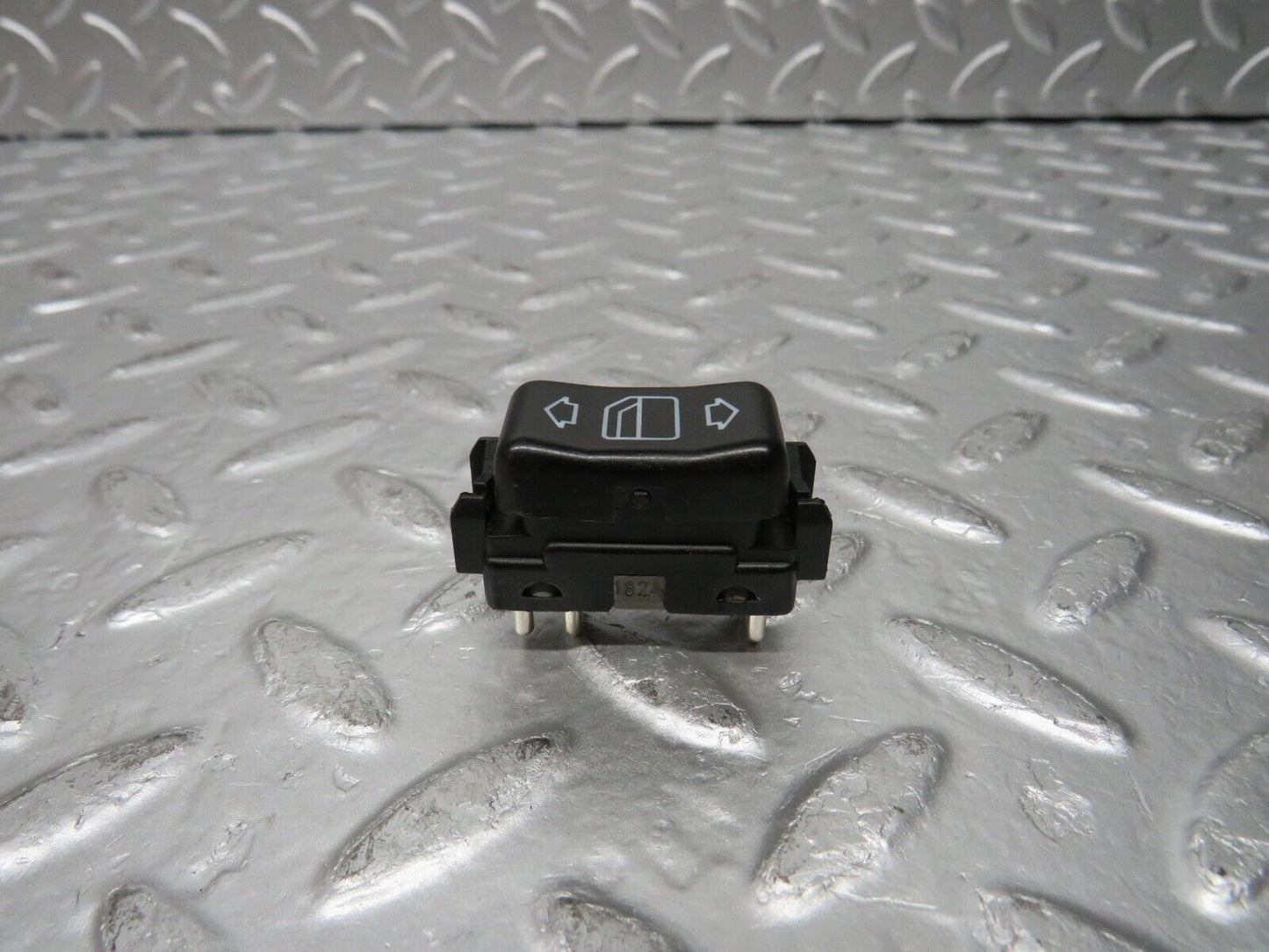 30519 Mercedes-Benz W124 230E Electric Window Switch Right Side 1248209410