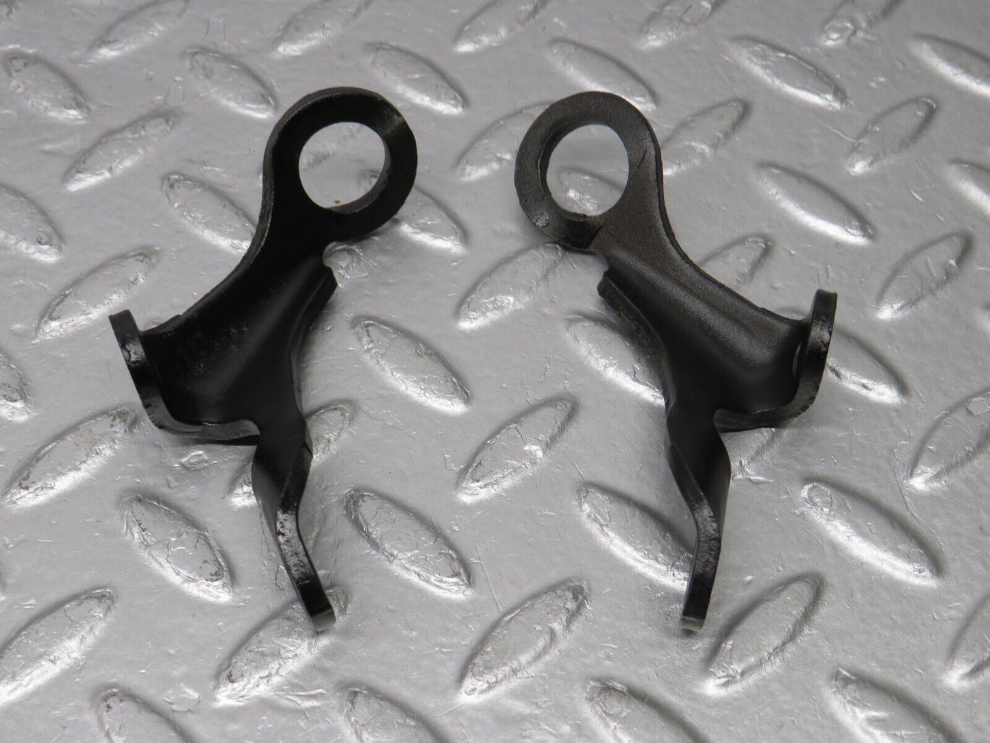 39241 Mercedes-Benz R107 500SL Engine Lifting Eyes Hooks