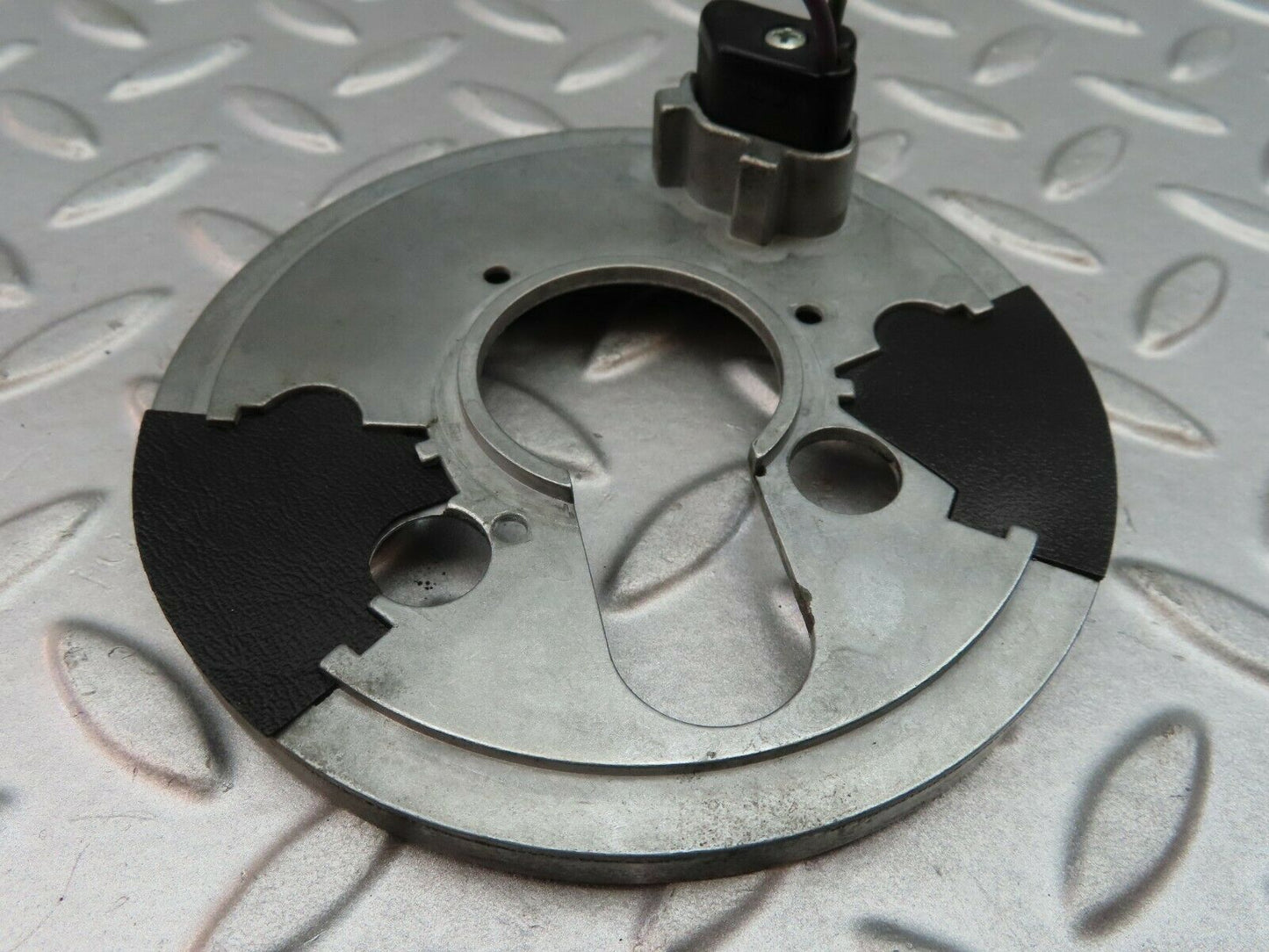 6729 Mercedes-Benz S124 E220 Wagon Steering Wheel Contact Plate 1244620597