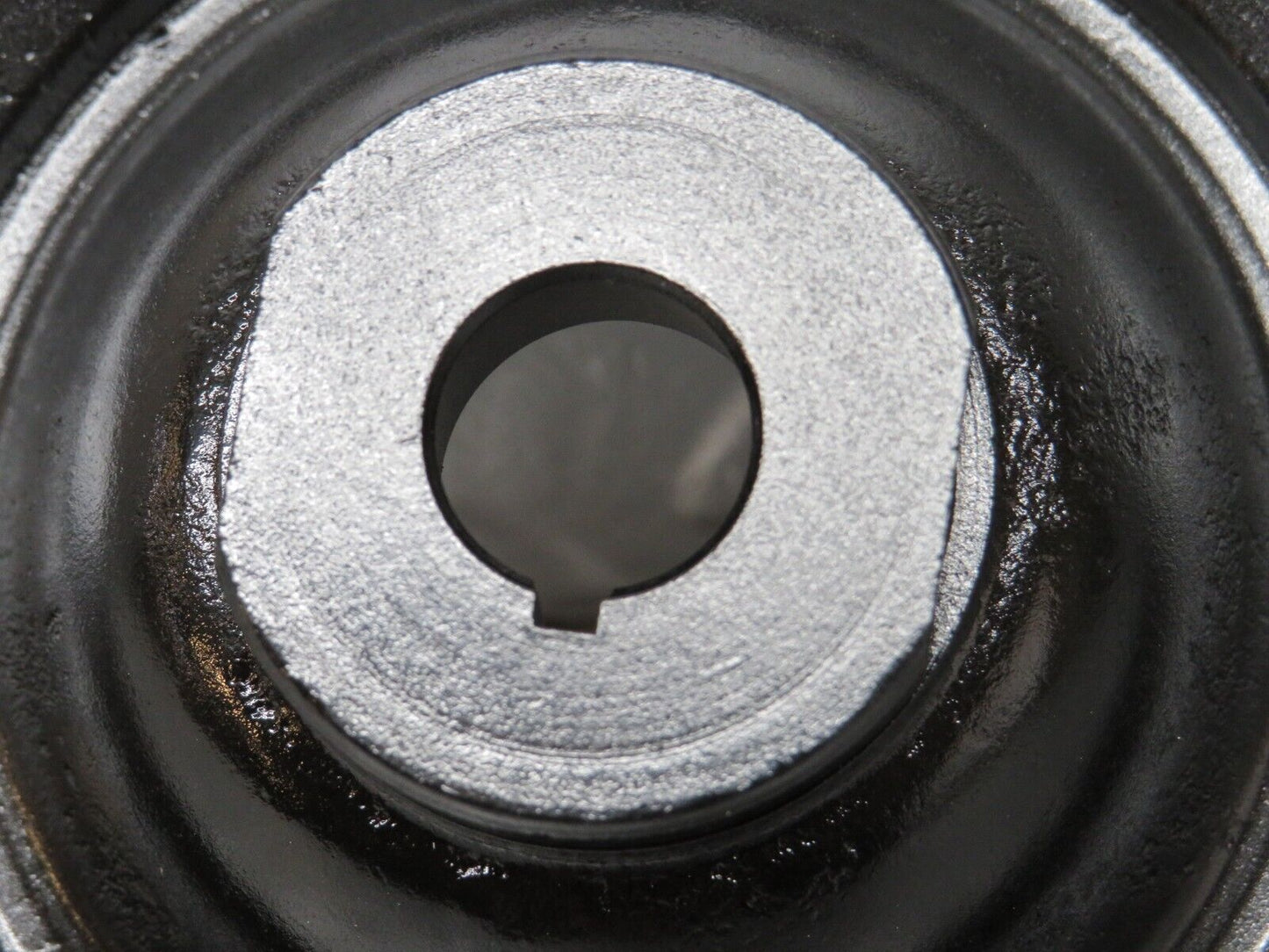 32149 Mercedes-Benz W123 230E Power Steering Pump Pulley 1022300015