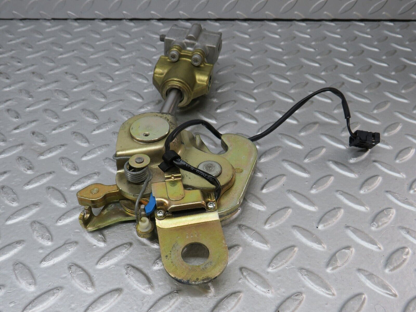 36824 Mercedes-Benz R129 300SL-24 Front Right Seat Recline Mechanism 1298200407 1136201019