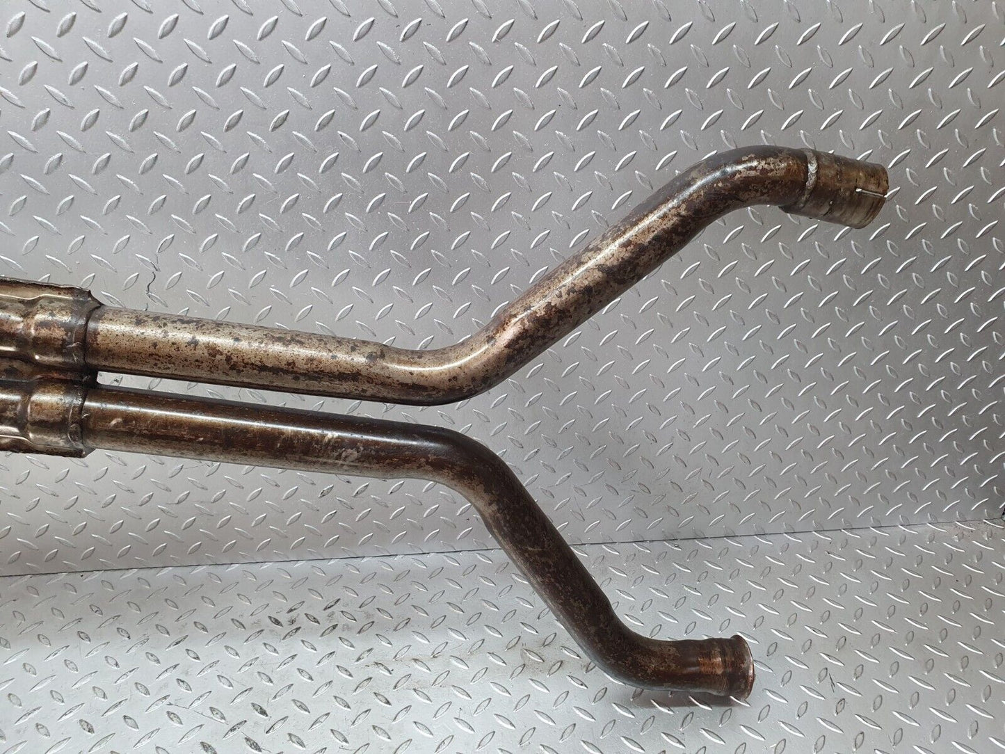 43823 Mercedes-Benz C126 380SEC Coupe Exhaust Middle Silencer