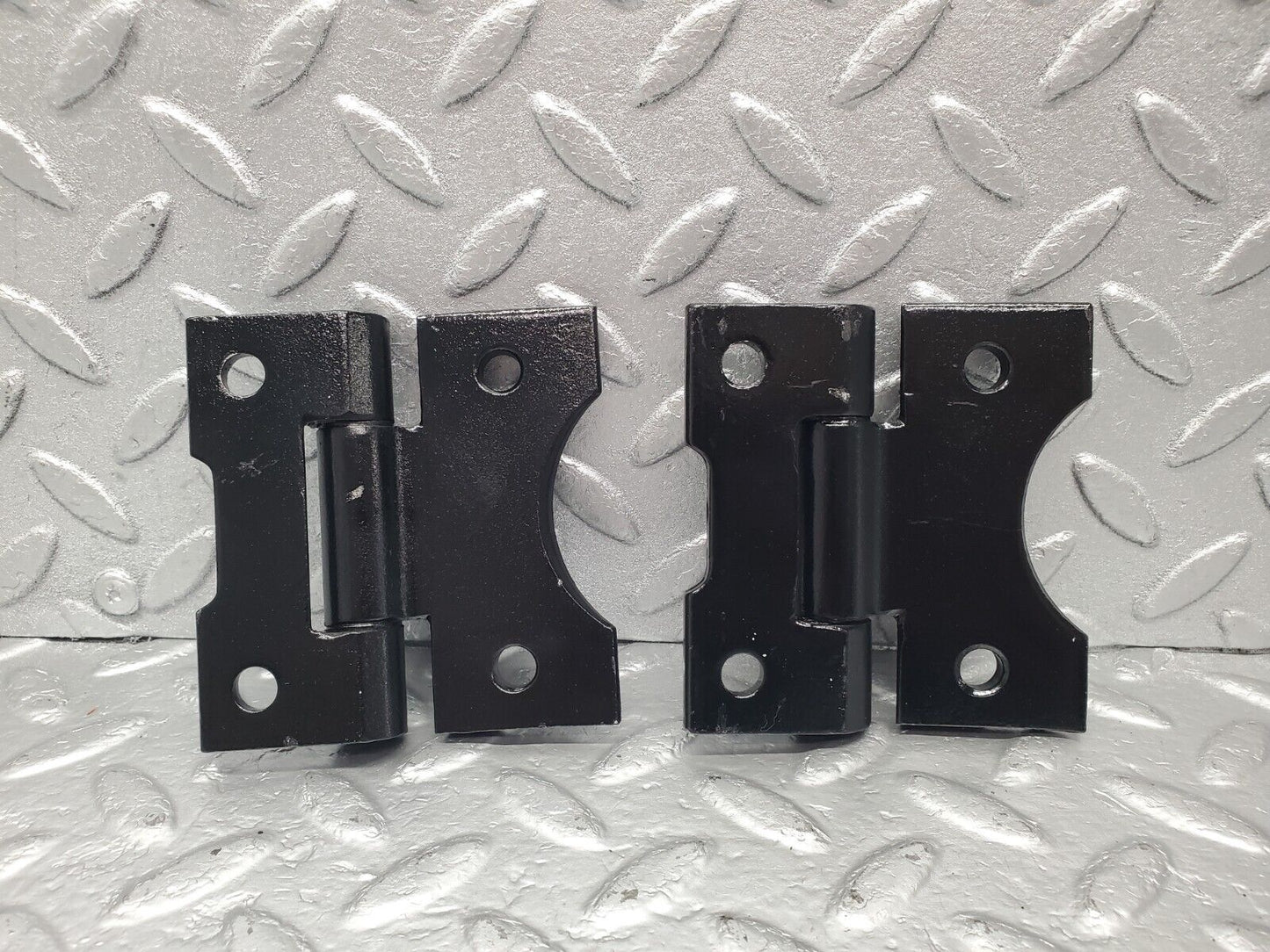 46570 Mercedes-Benz C123 280CE Coupe Door Hinge Pair Right Side 1237200037