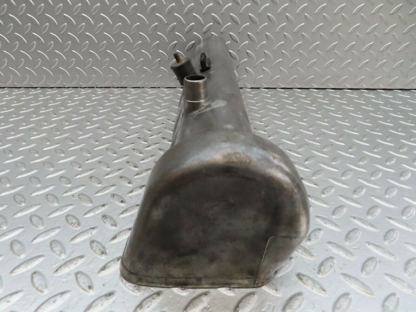15667 Mercedes-Benz R107 450SL Cylinder Head Valve Cover Left Side 1160163205
