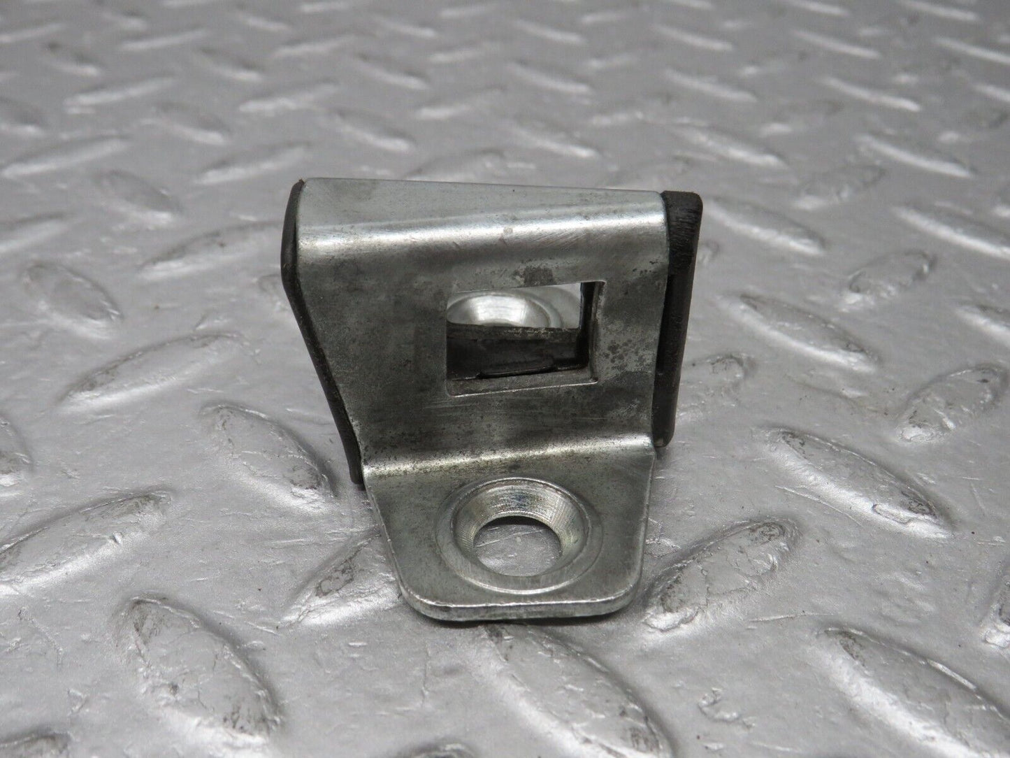 36614 Mercedes-Benz W201 190E 2.0L Door Lock Latch