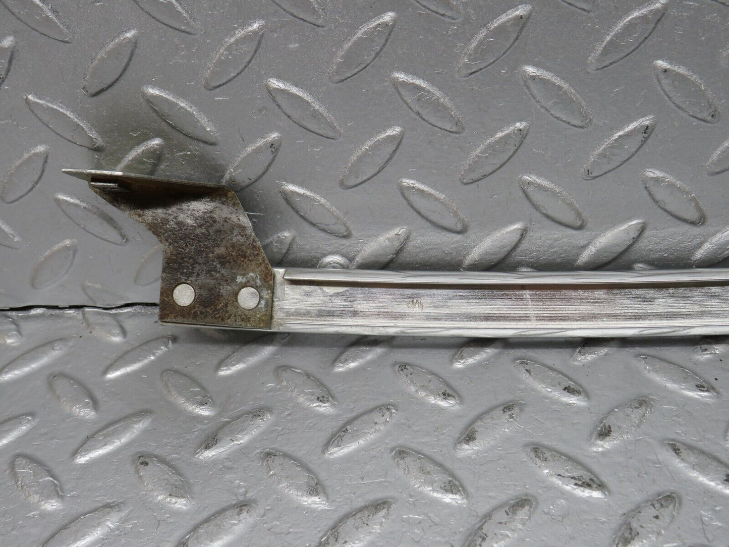 40584 Mercedes-Benz W123 300D Rear Right Door Window Chrome Channel