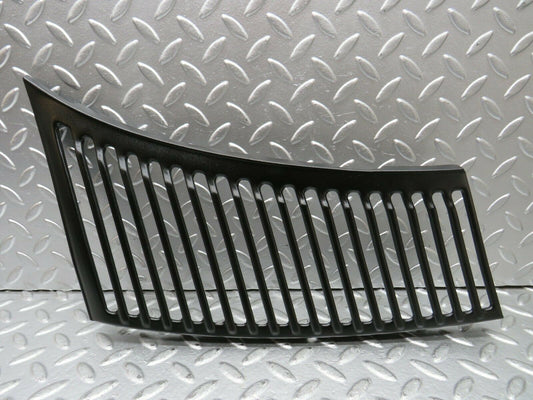 22868 Mercedes-Benz C107 450SLC Coupe Air Intake Grill Right Side