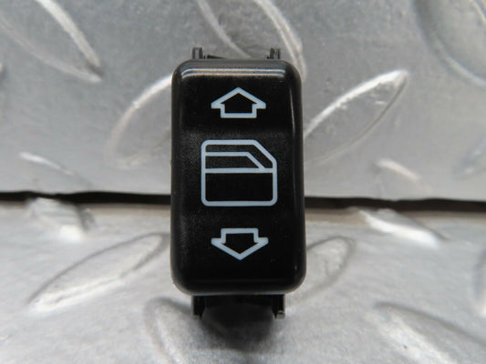 16386 Mercedes-Benz W124 260E Front Right Electric Window Switch 1248209010
