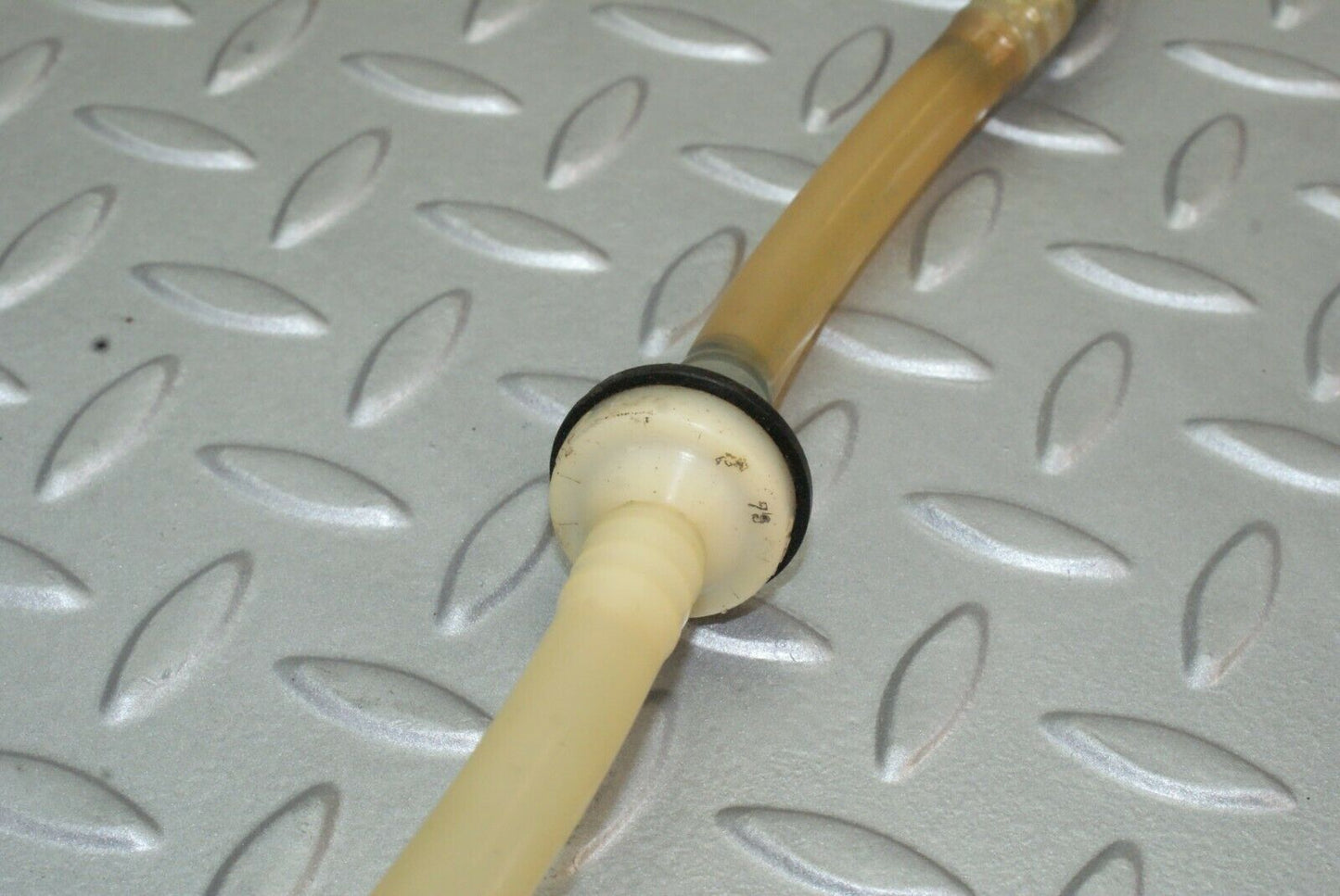 2625 Mercedes-Benz W116 350SE Oil Pipe Servo Hose