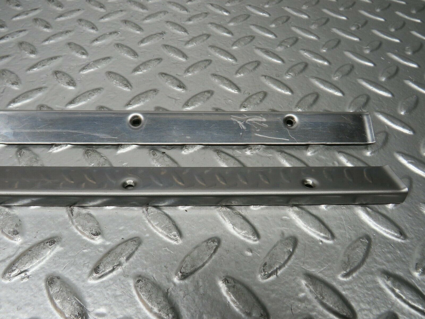 23219 Mercedes-Benz W116 350SE Sunroof Chrome Trim Set