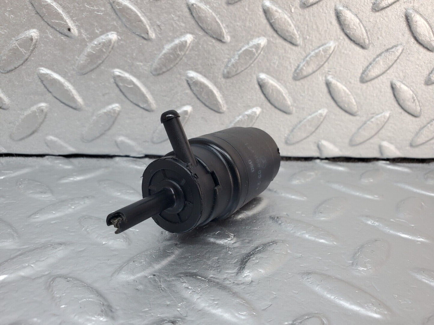 45227 Mercedes-Benz R129 300SL Coupe Windscreen Washer Pump 1248690521