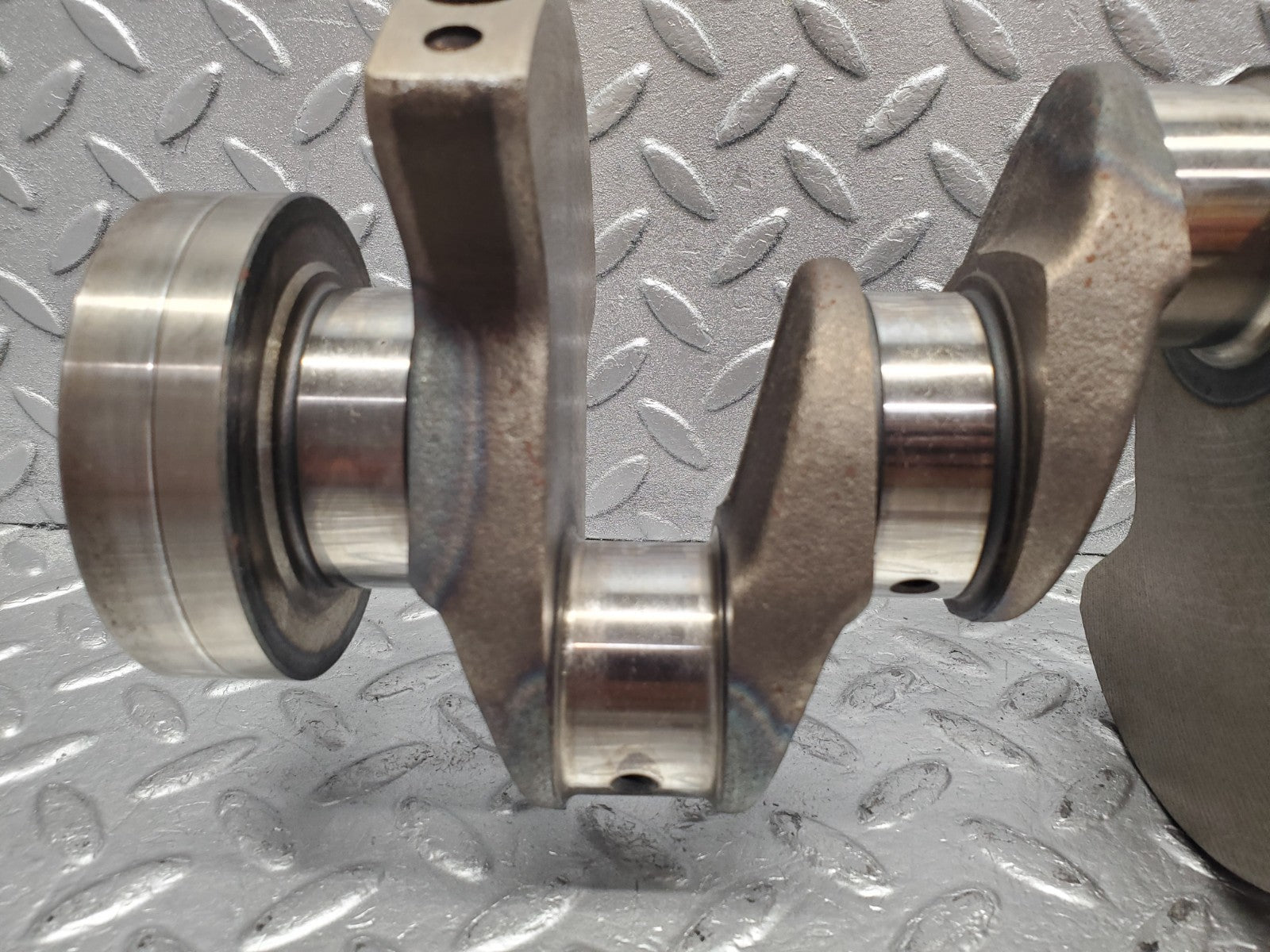 W124 Wagon crankshaft used OEM